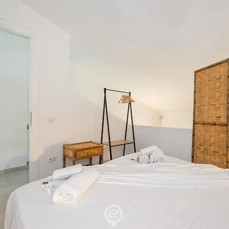 Estay - Casa Flaminia - Aircon - Wifi - Garden Dom wakacyjny *